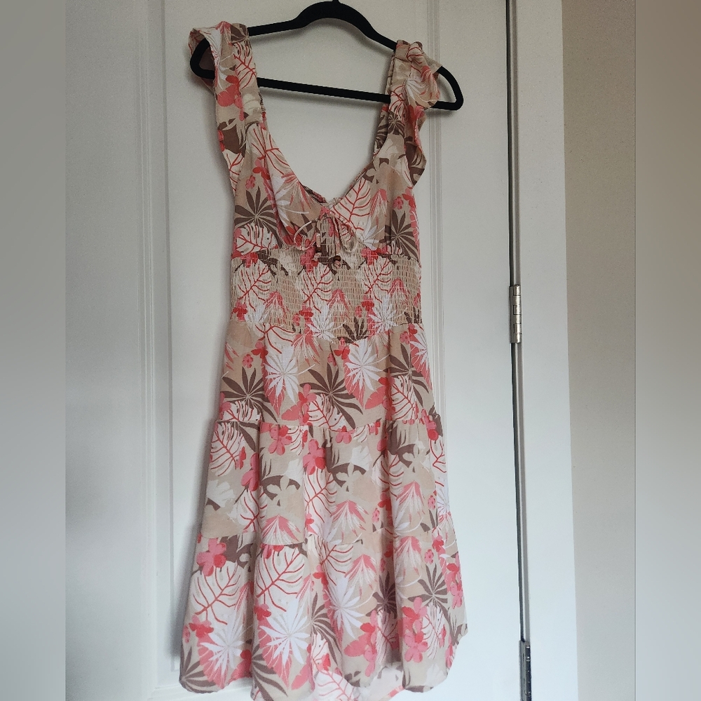 MWT Madden NYC Floral Dress, Large (Juniors)
